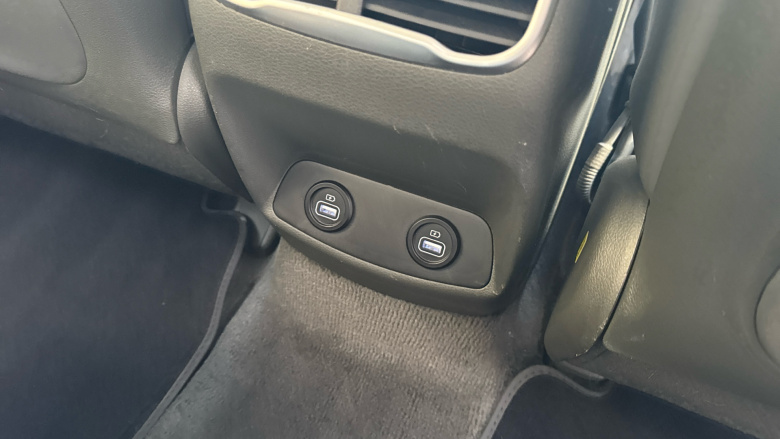 Hyundai SANTA FE 1.6 TGDi Hybrid Ultimate 5dr 4WD Auto Hybrid Estate